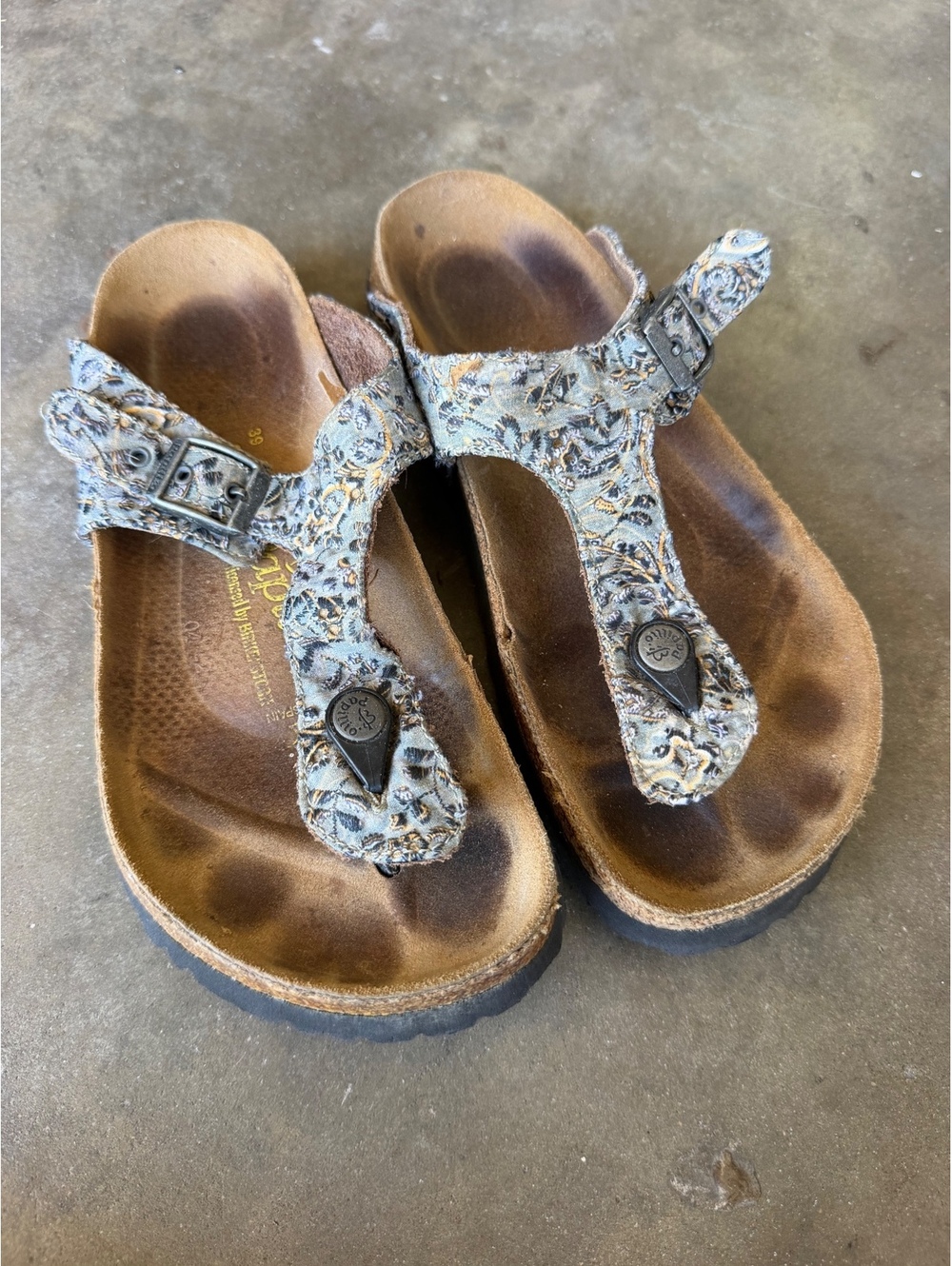 Papillio by Birkenstock Women's Size 39 Thong Sandals with Buckle Strap